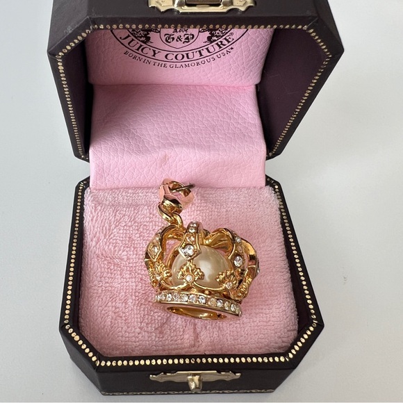 Juicy Couture Jewelry - NWT Juicy Couture Gold Crown With Pearl Charm